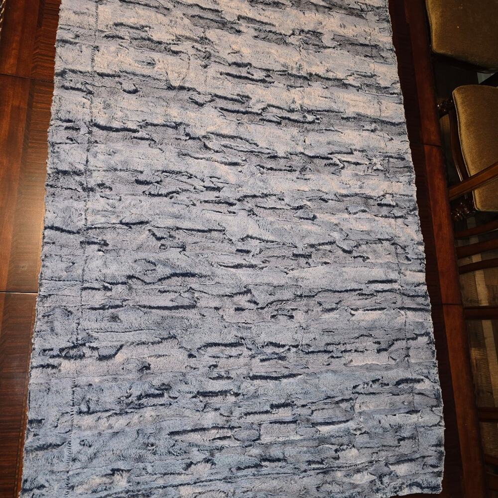 Sew Sweet Minky Designs Wild rabbit Icy Morning Blanket Throw child/ travel size